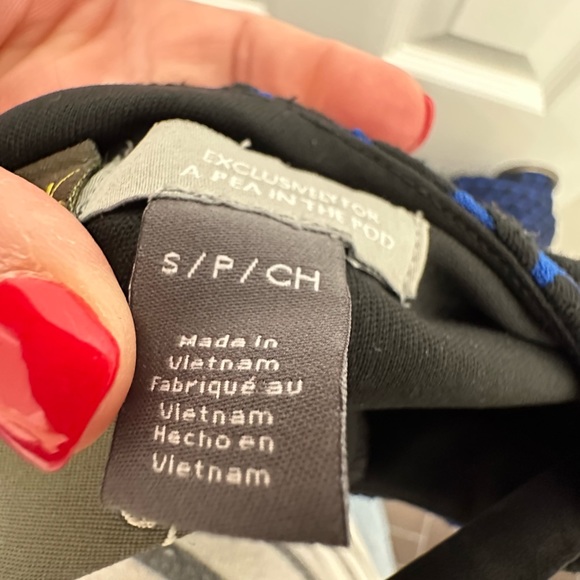 Taylor Maternity Dress for A Pea in the Pod Blue and Black midi with sleeves - Picture 8 of 8